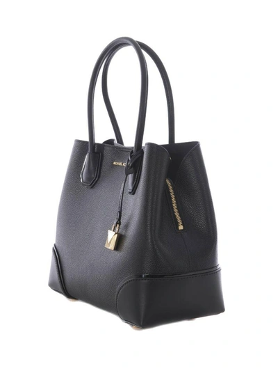 Shop Michael Kors Mercer Gallery Medium Tote In Nero