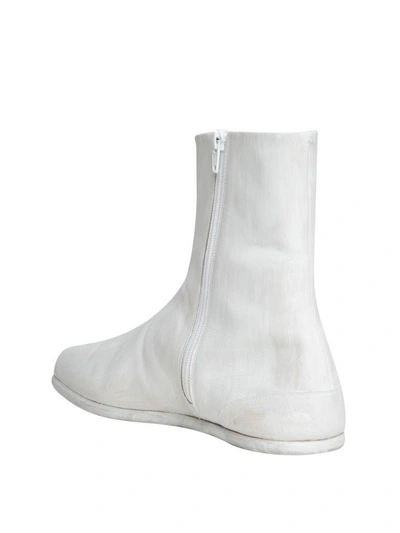 Shop Maison Margiela Painted Tabi Leather Boots In Bianco