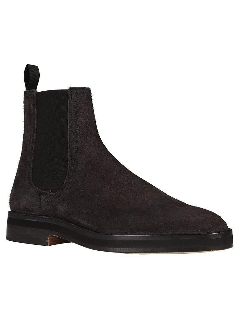 yeezy suede chelsea boot