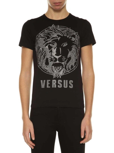 Shop Versus Logo T-shirt In Nero