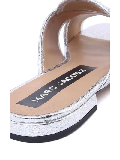 Shop Marc Jacobs Aurora Crackled Metallic-leather Flat Sandals In Silver