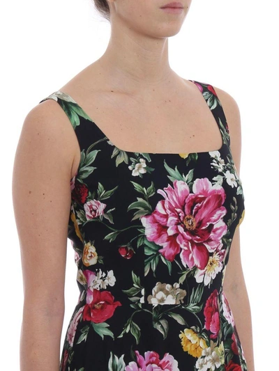 Shop Dolce & Gabbana Floral Print Fitted Dress In Hnmfiori Vari Fdo.nero