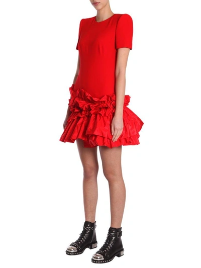 Shop Alexander Mcqueen Ruffled Short Dress In Rosso