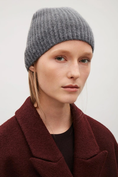 Shop Cos Ribbed Cashmere Hat In Grey