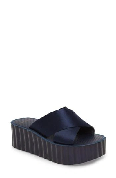Shop Tory Burch Scallop Platform Sandal In Perfect Navy
