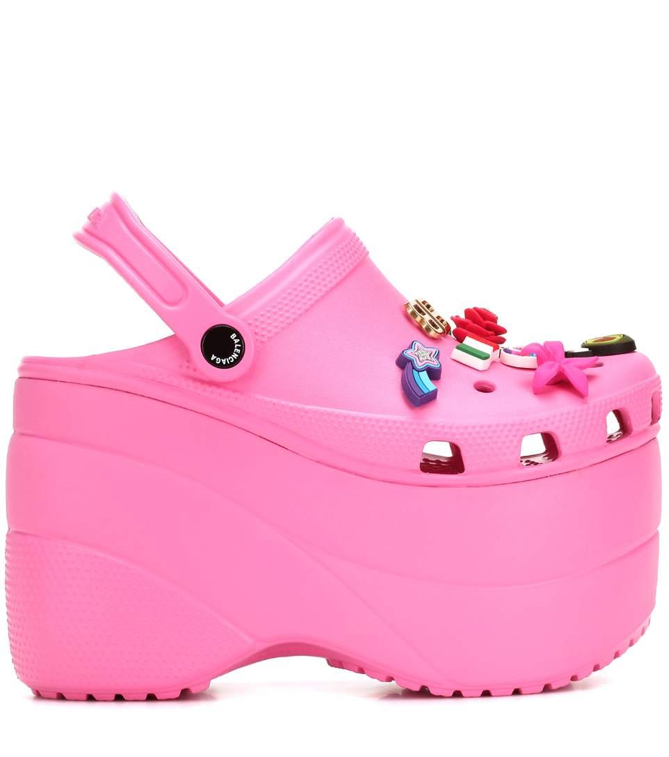 balenciaga crocs pink