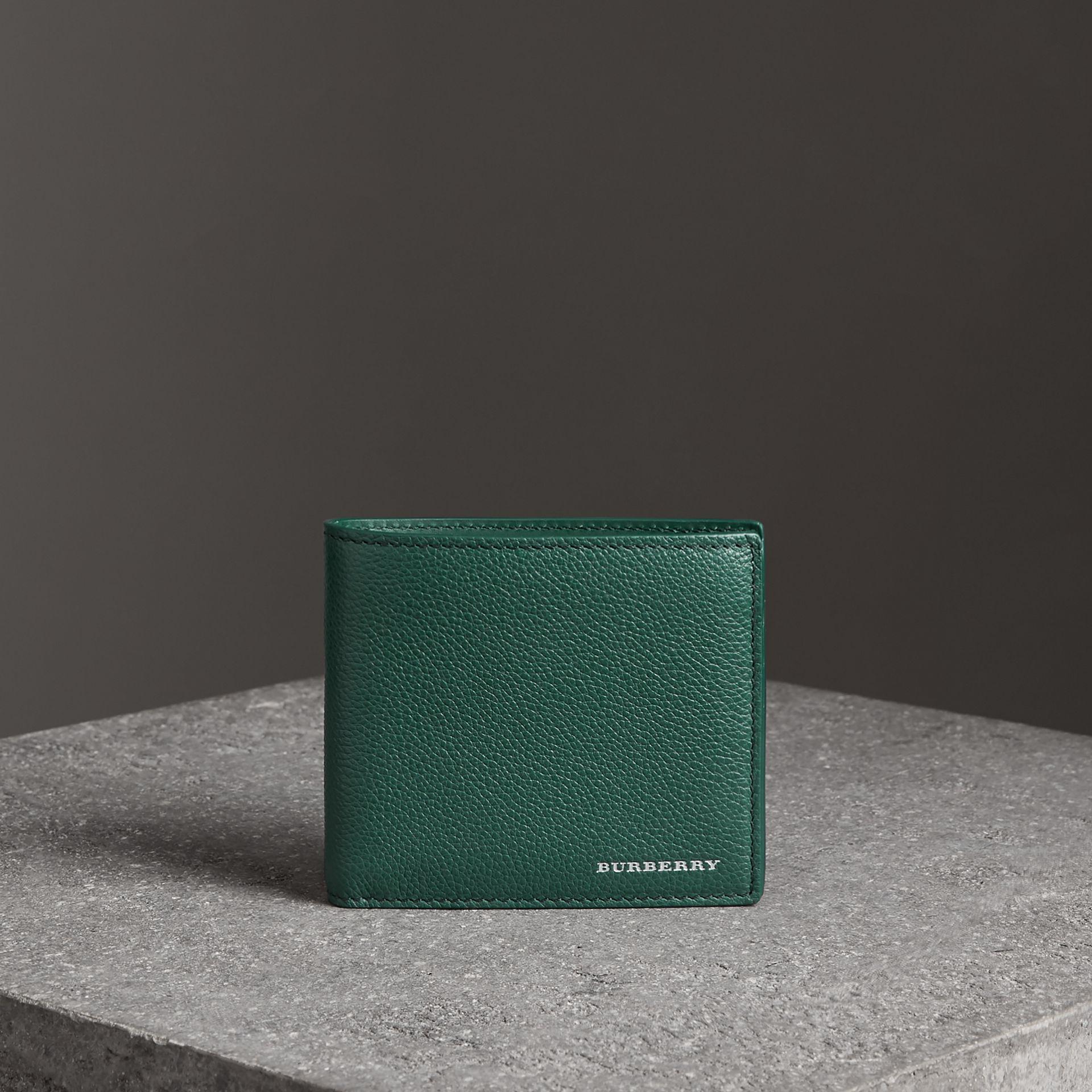 burberry grainy leather bifold wallet