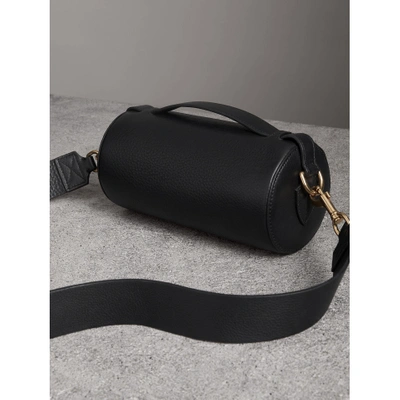 Shop Burberry The Leather Barrel Bag In Black