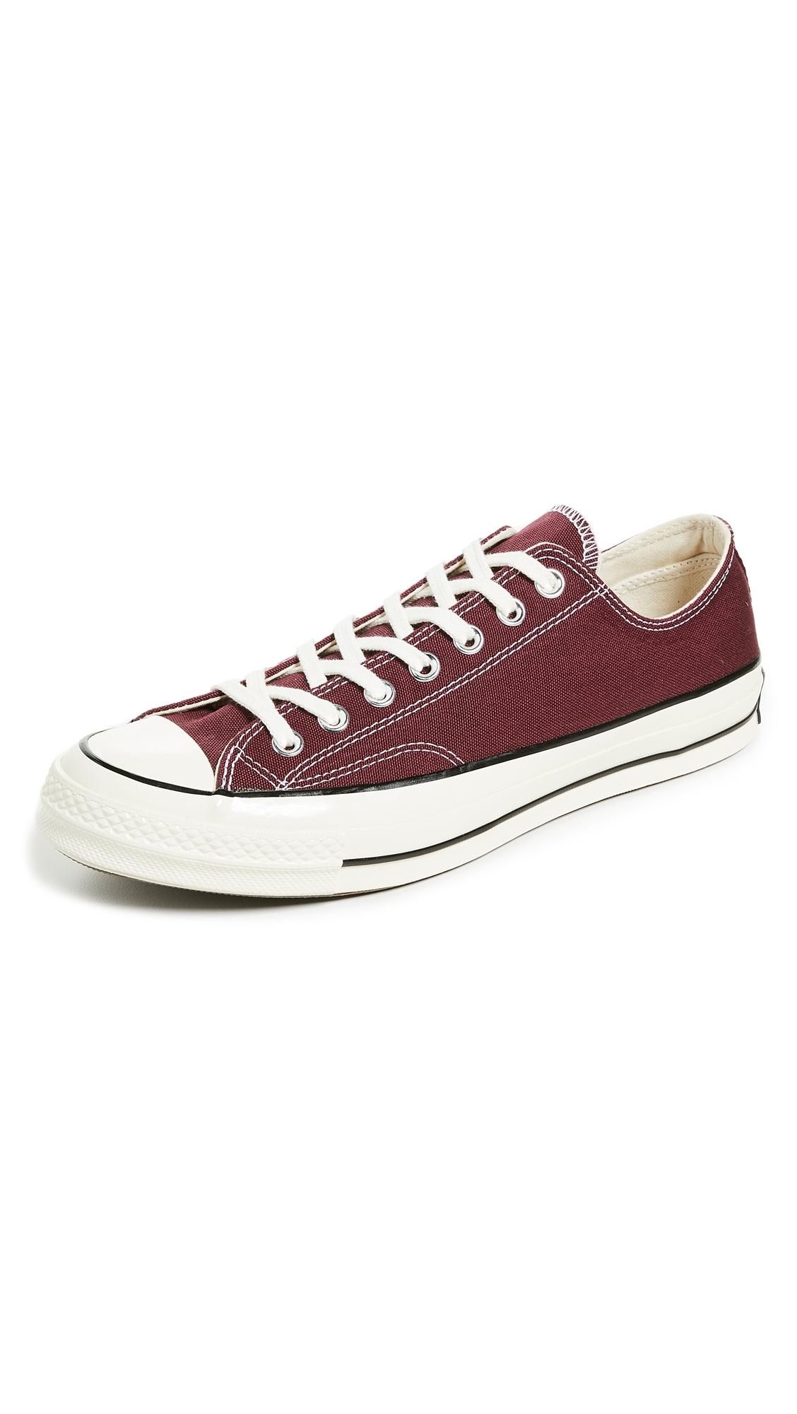 burgundy chuck taylors low