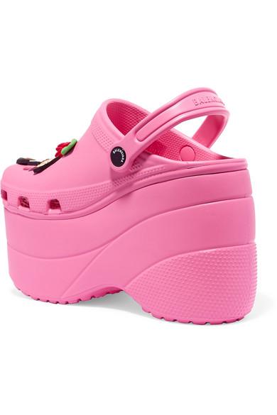 balenciaga pink crocs