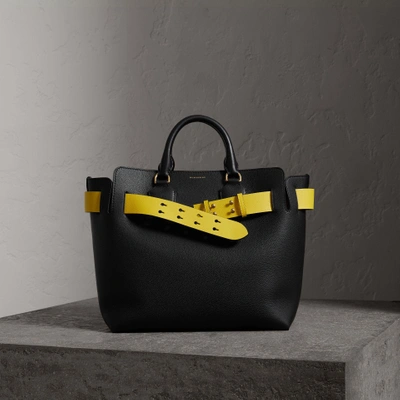 Shop Burberry The Medium Leather Belt Bag In Black