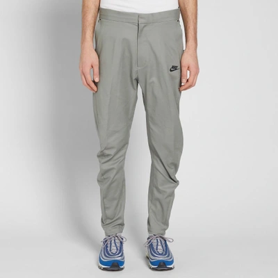 Nike Bonded Sweat Pant In Green | ModeSens