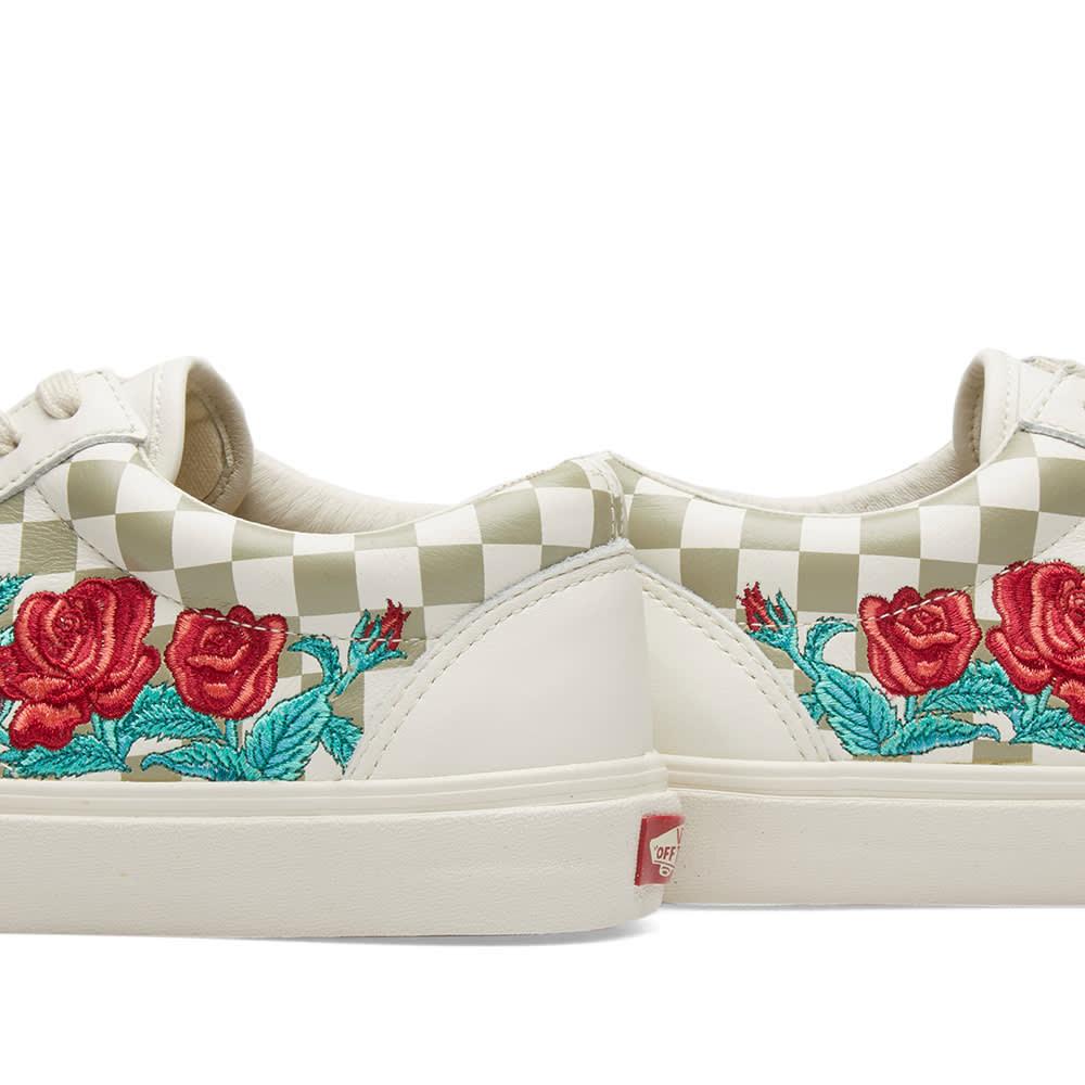 vans rose embroidery old skool dx