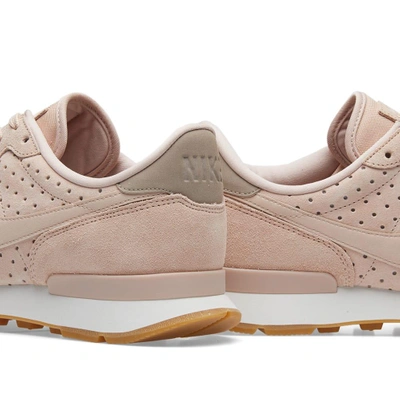 Shop Nike Internationalist Premium W In Pink