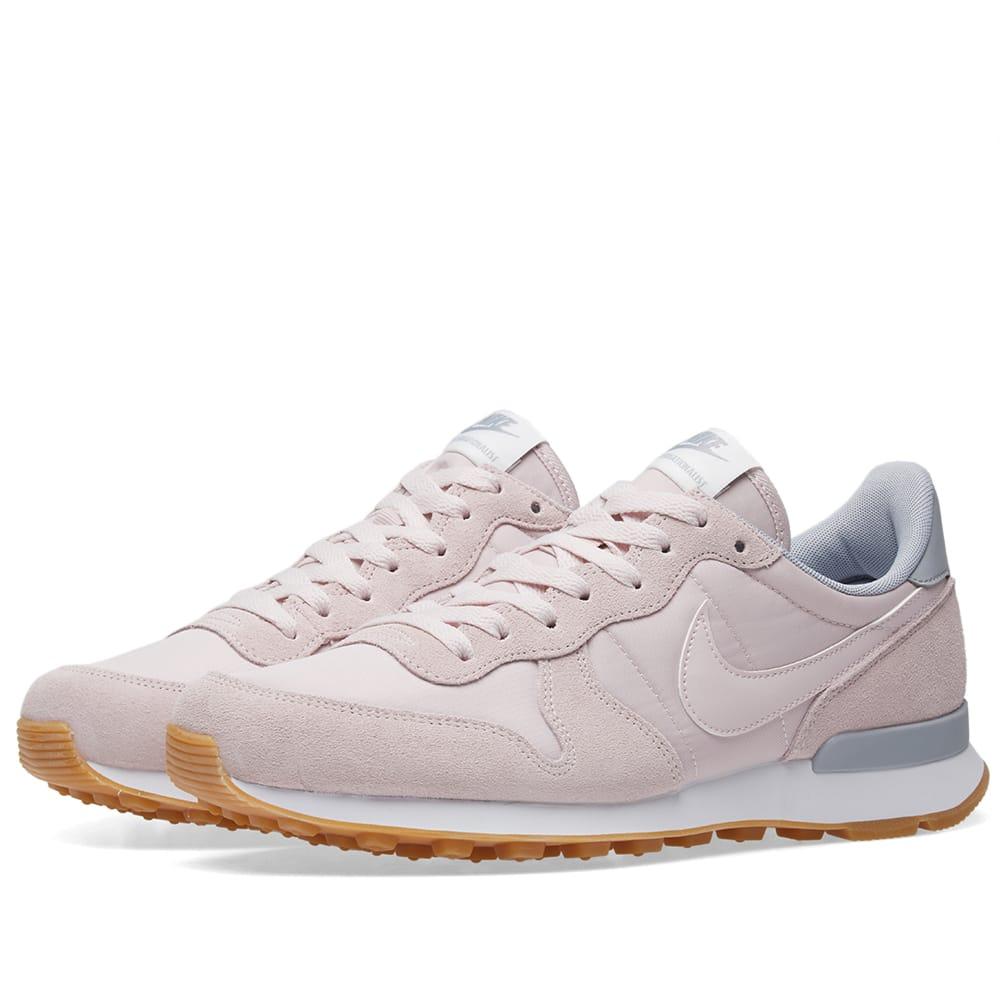 nike internationalist pink