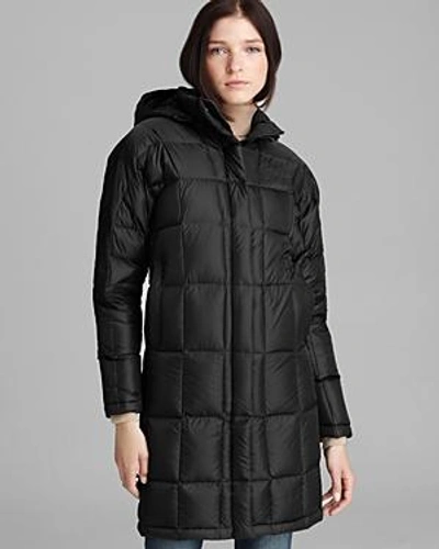 Shop The North Face Metropolis Down Coat In Black