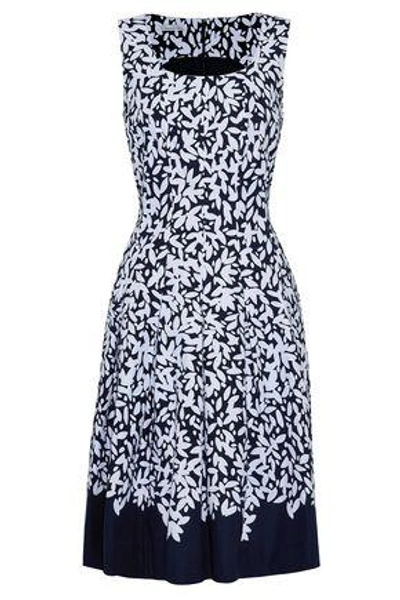 Shop Oscar De La Renta Pleated Printed Stretch-cotton Dress In Navy