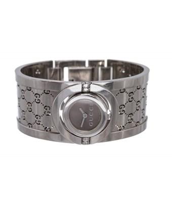 gucci stainless steel bracelet watch