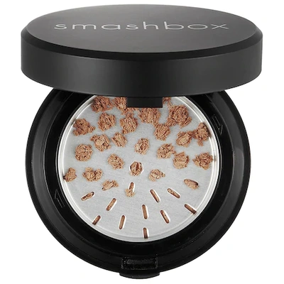 Shop Smashbox Halo Hydrating Perfecting Powder Medium/ Dark 0.50 oz/ 14 G