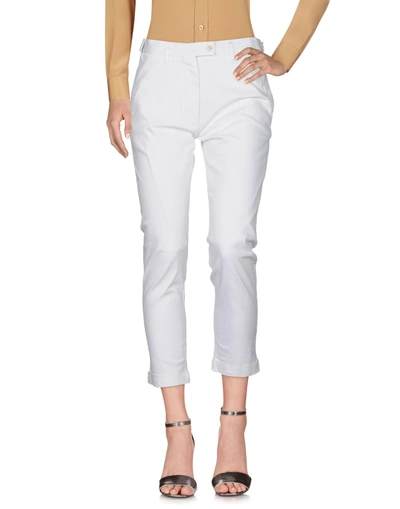 Shop Title A Gerade Geschnittene Hose In White