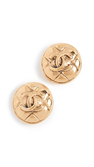 Shop Chanel Quilted Round Earrings In Yellow Gold