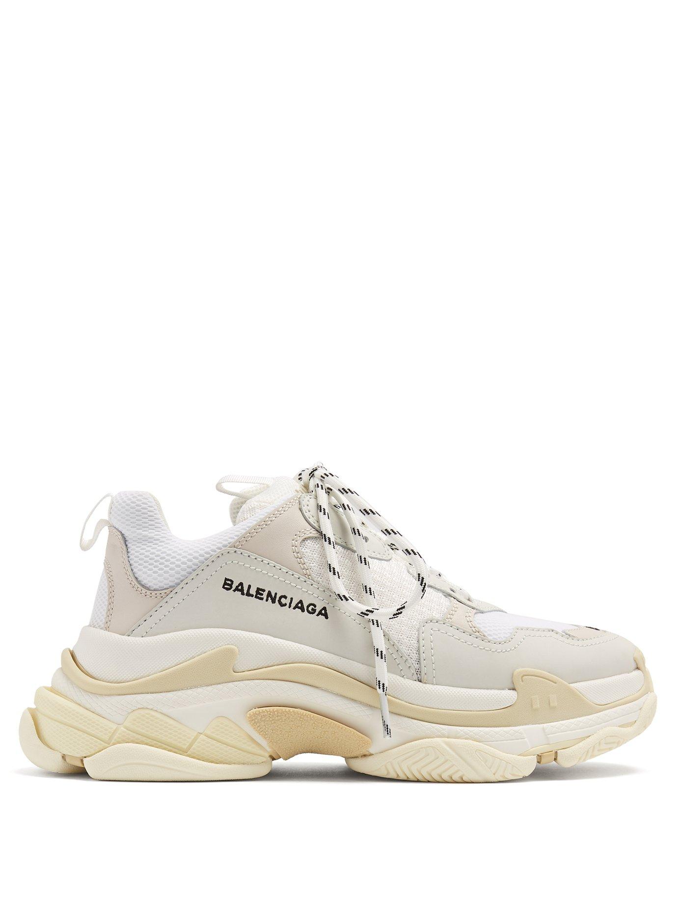 balenciaga triples white