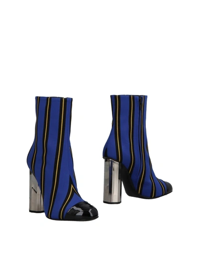 Shop Marco De Vincenzo Ankle Boot In Blue