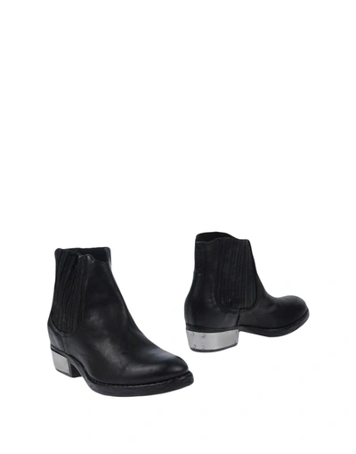 Shop Catarina Martins Ankle Boots In Black