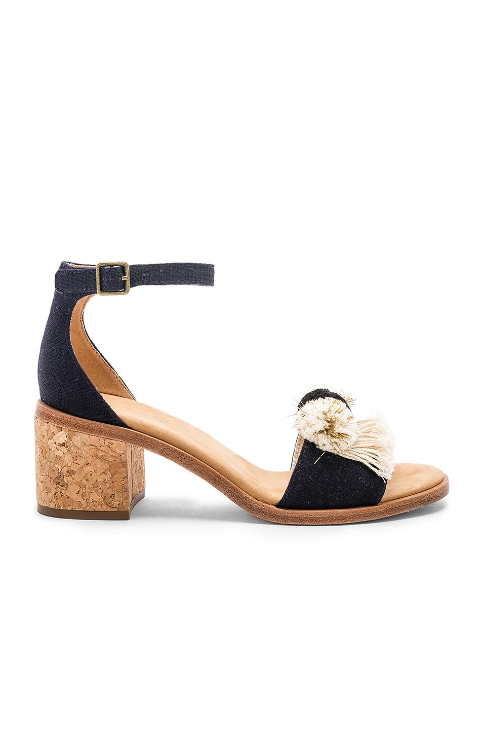 soludos luna braided block heel
