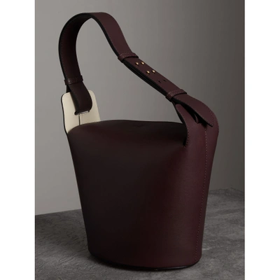 Shop Burberry The Medium Leather Bucket Bag In Deep Claret