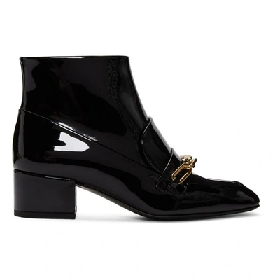 Burberry link detail best sale patent leather ankle boots