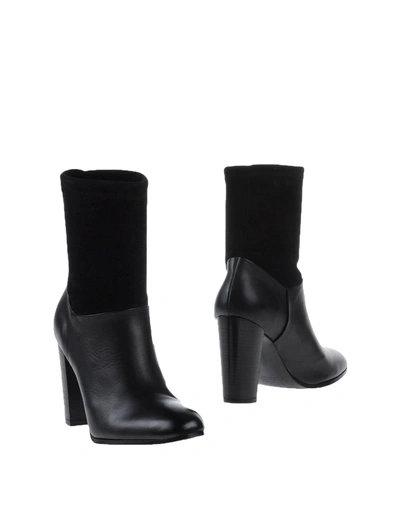 Shop Comptoir Des Cotonniers Ankle Boot In Black