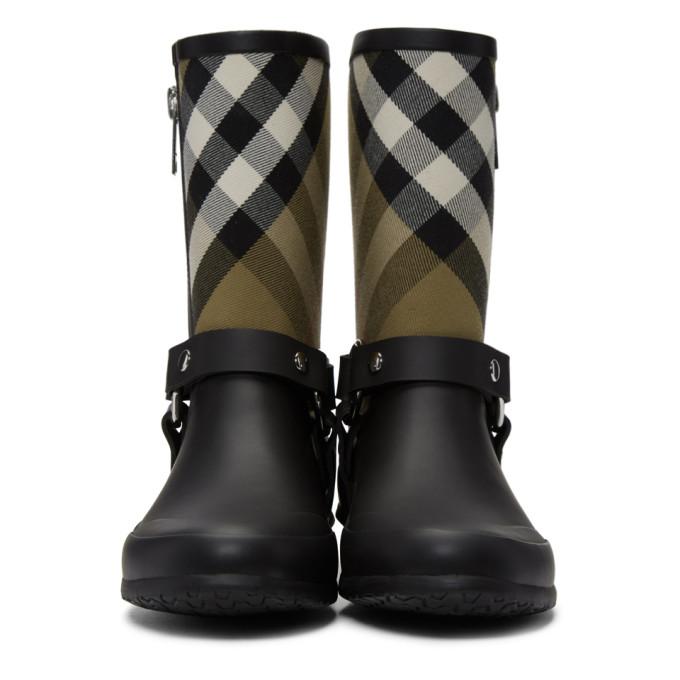 belt detail check and rubber rain boots