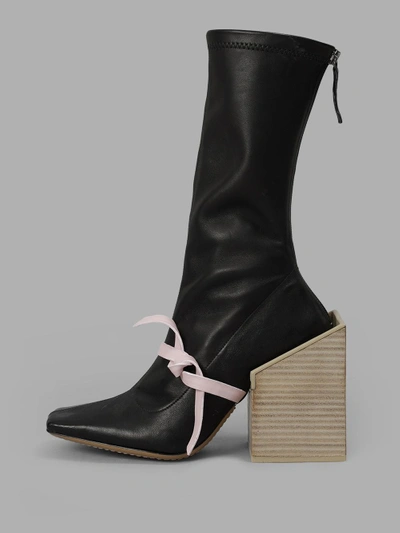 Shop Jacquemus Women's Black Boots With Pink Laces Les Bottes Espagne