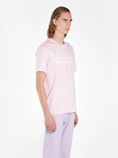 Shop Versace Men's Pink Logo T-shirt In Runway Piece