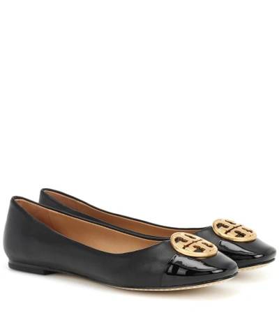 Shop Tory Burch Chelsea Leather Ballet Flats In Black