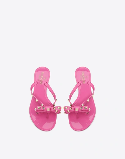 Shop Valentino Rubber Rockstud Thong In Fuchsia