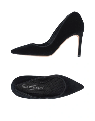 Shop Alexander Mcqueen Pump In Black