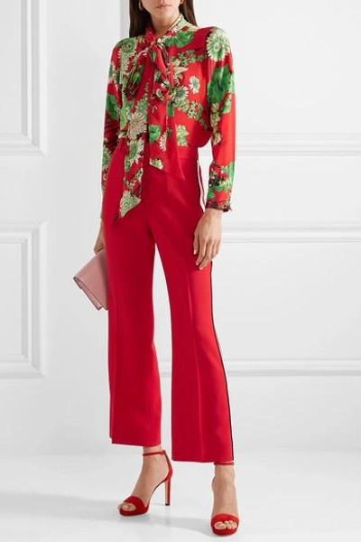 Shop Gucci Floral-print Pussy Bow Silk-satin Blouse