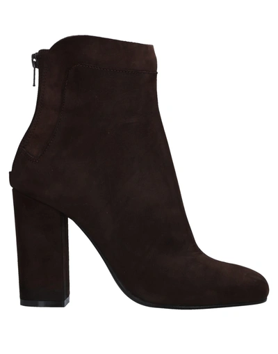 Shop Fiorifrancesi Ankle Boot In Dark Brown