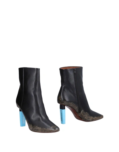 Shop Vetements Ankle Boots In Black