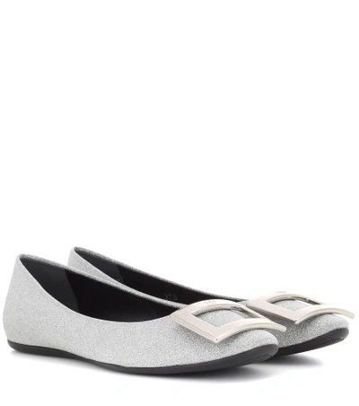 Shop Roger Vivier Gommette Metallic Leather Ballet Flats In Silver