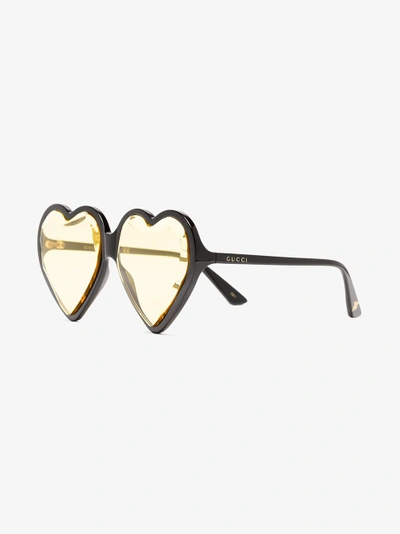 Shop Gucci Eyewear Sonnenbrille Mit Herzförmigen Gläsern In Black