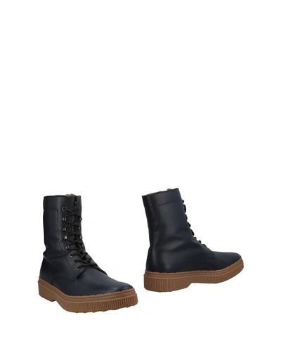 Tod's Ankle Boots In Blue
