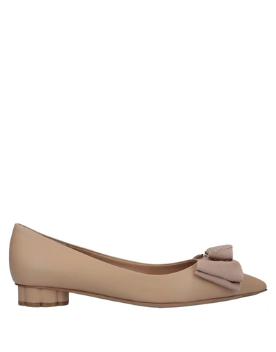 Shop Ferragamo Ballet Flats In Sand