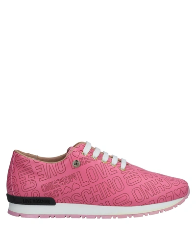 Shop Love Moschino Sneakers In Fuchsia