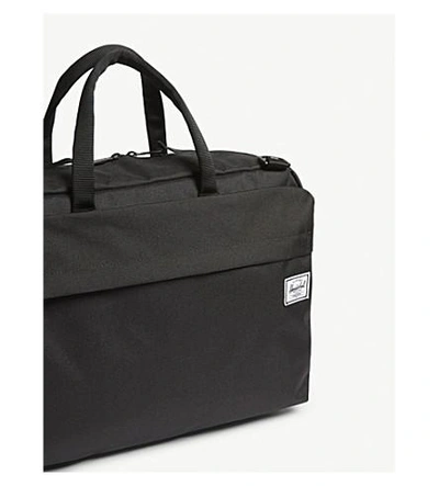 Shop Herschel Supply Co Sandfor 帆布 信使 In Black