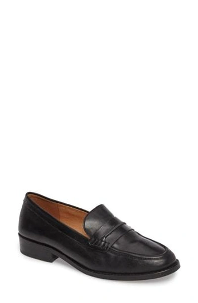 Shop Madewell The Elinor Loafer In True Black Leather
