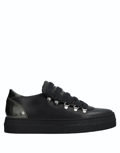 Shop Brunello Cucinelli Sneakers In Black