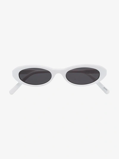 Shop Chimi 'joel Ighe' Sonnenbrille In White